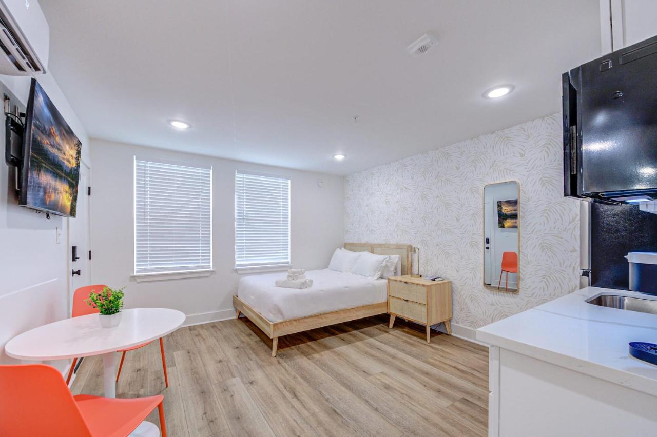 Tiger Apartment Galveston